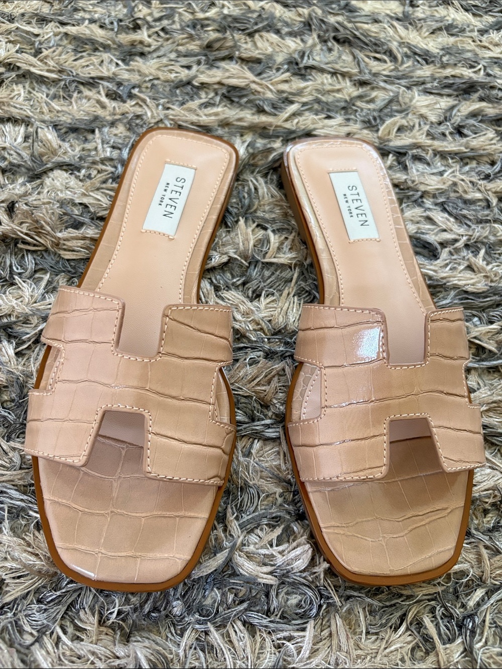 New! STEVEN New York Croc-Embossed Tan Slide Mules Size 6 - Picture 7 of 9